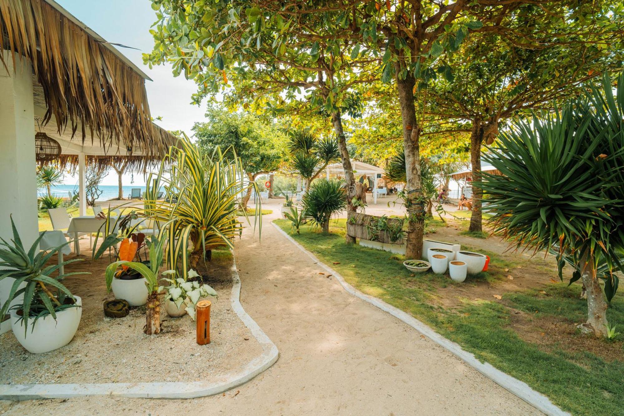 Blanco Beach Resort Malapascua Экстерьер фото