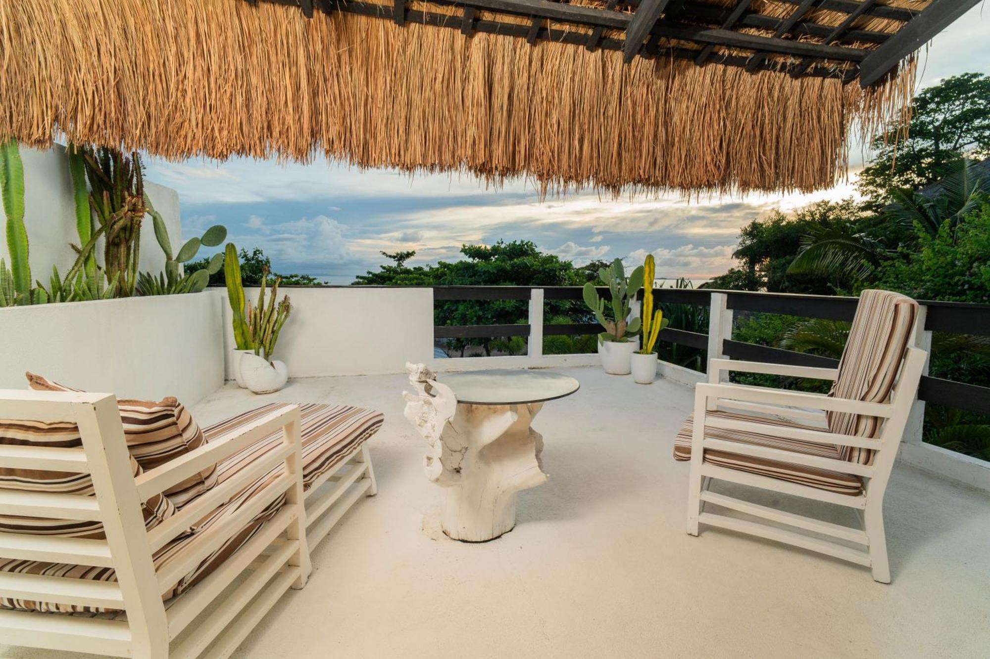 Blanco Beach Resort Malapascua Экстерьер фото