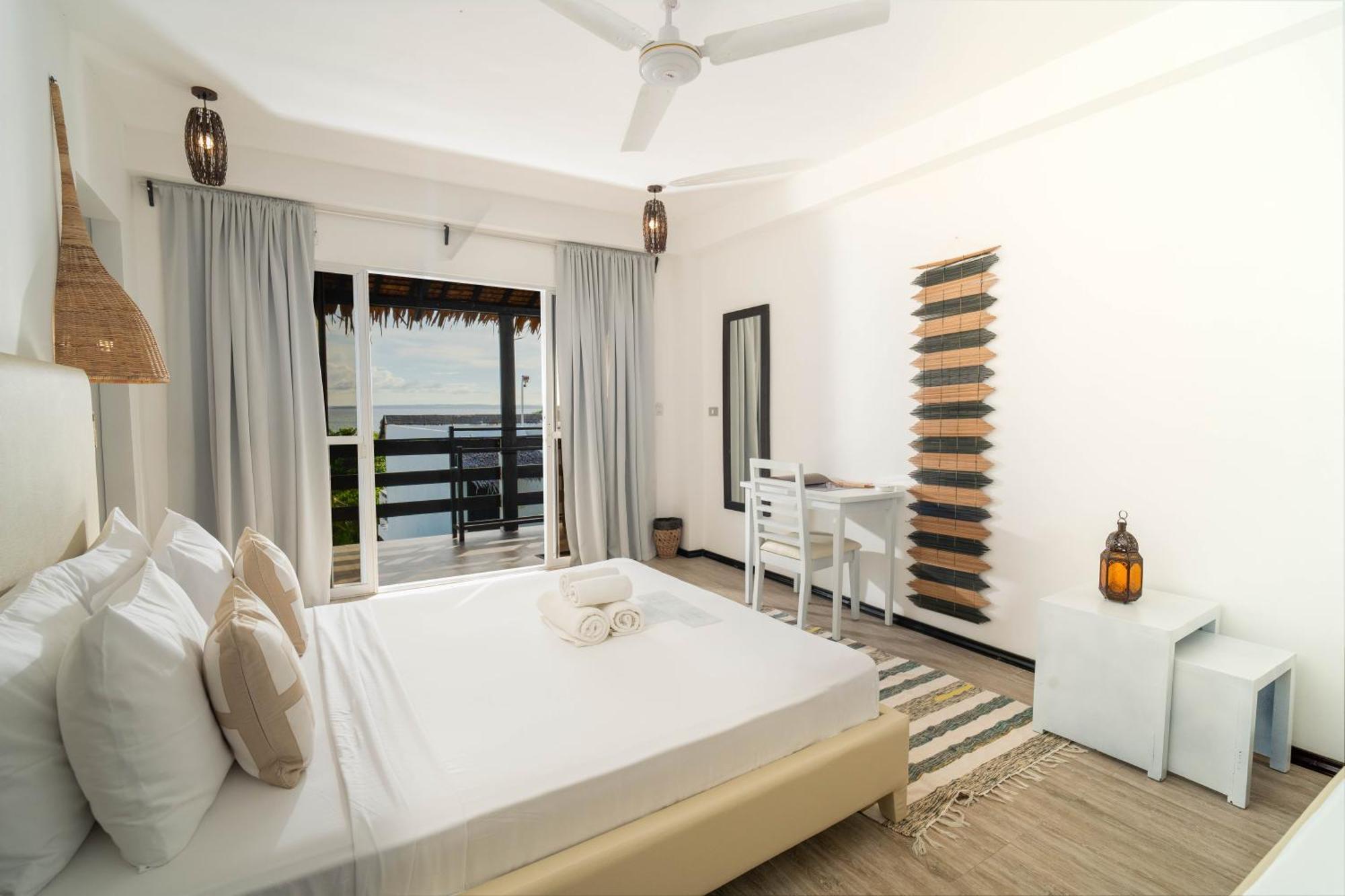 Blanco Beach Resort Malapascua Экстерьер фото